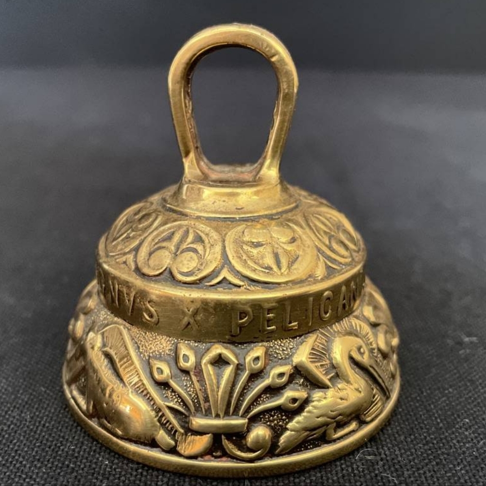 Vintage ¦ Antique ¦ 1800's England Brass Sanctuary Bell (Home Décor)